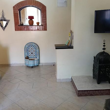 Charmant Appartement Dans Un Quartier Chic Et Calme Marrakesh Exterior photo
